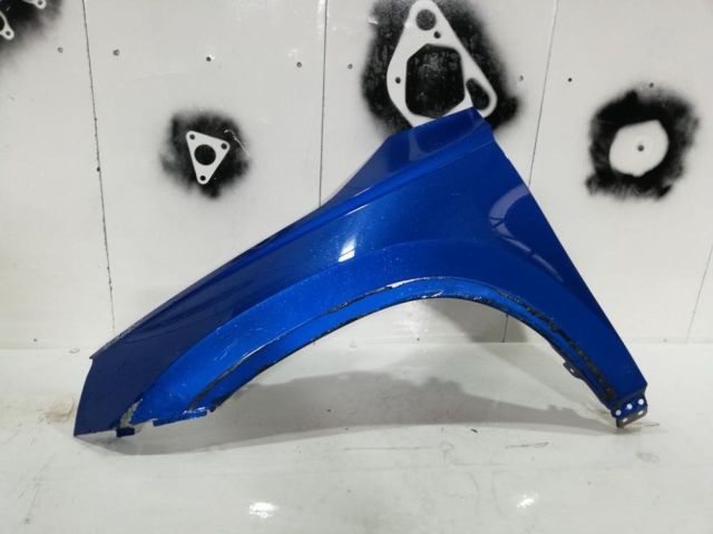 bontott SKODA KAROQ Bal első Sárvédő