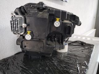 bontott SKODA KAROQ Bal Fényszóró