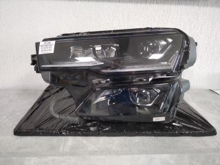 bontott SKODA KAROQ Bal Fényszóró