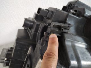 bontott SKODA KAROQ Bal Fényszóró