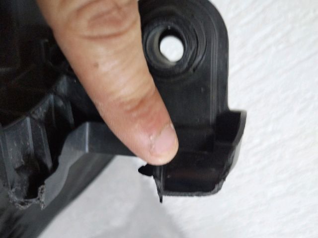 bontott SKODA KAROQ Bal Fényszóró