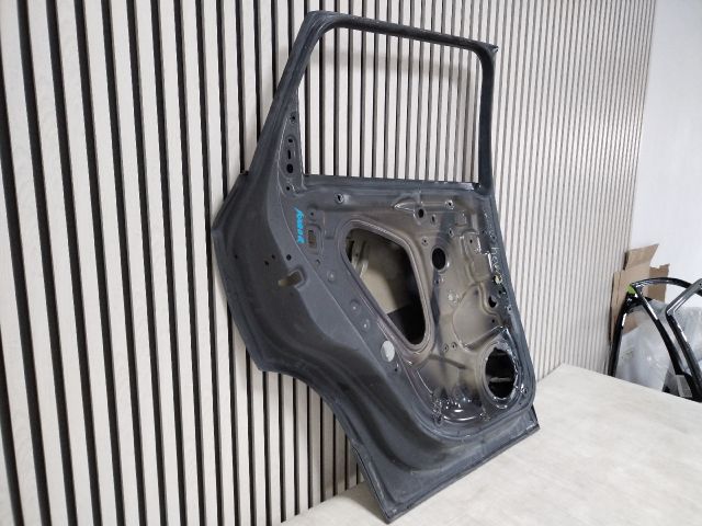 bontott SKODA KAROQ Bal hátsó Ajtó (Üres lemez)