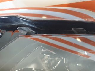 bontott SKODA KAROQ Bal Ledes Fényszóró