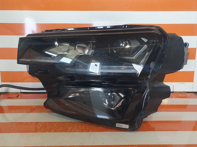 bontott SKODA KAROQ Bal Ledes Fényszóró