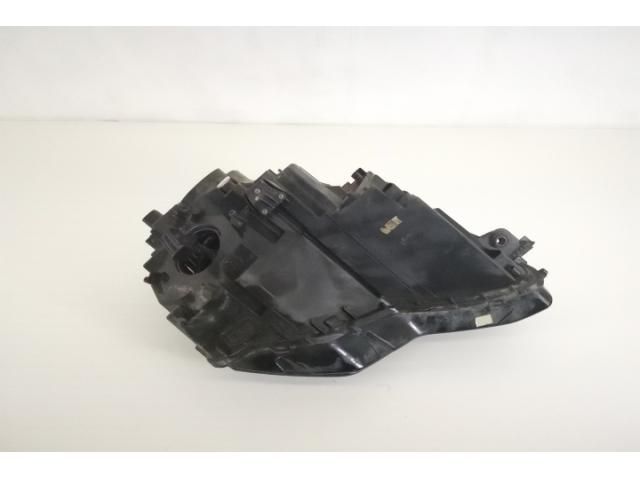 bontott SKODA KAROQ Bal Ledes Fényszóró