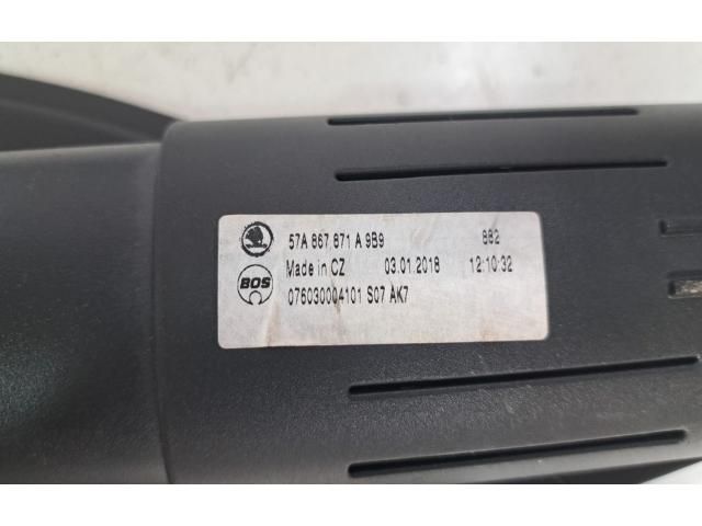 bontott SKODA KAROQ Csomagtér Roló