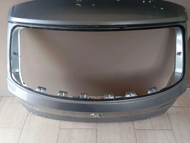 bontott SKODA KAROQ Csomagtérajtó (Üres lemez)