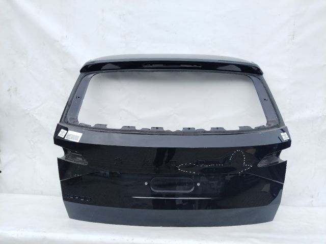 bontott SKODA KAROQ Csomagtérajtó (Üres lemez)