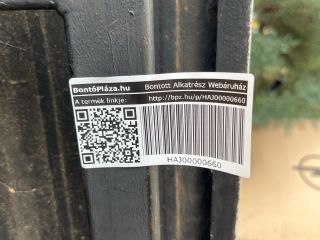 bontott SKODA KAROQ Csomagtérajtó (Üres lemez)