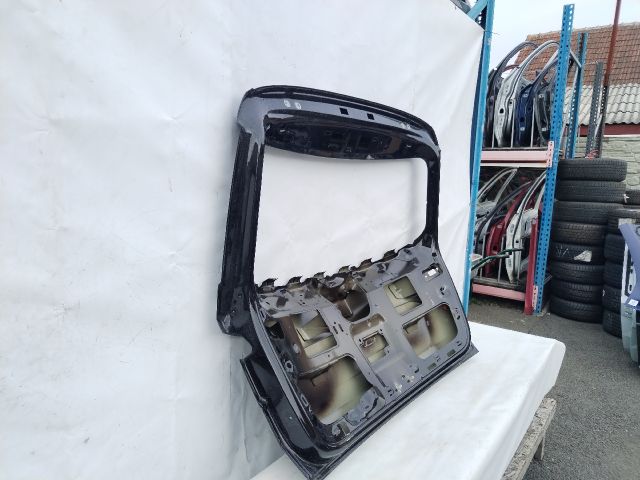 bontott SKODA KAROQ Csomagtérajtó (Üres lemez)