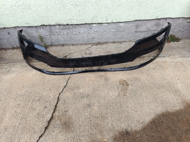 bontott SKODA KAROQ Első Lökhárító (Részeivel)