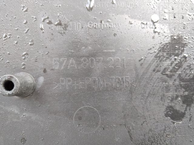 bontott SKODA KAROQ Első Lökhárító (Üresen)