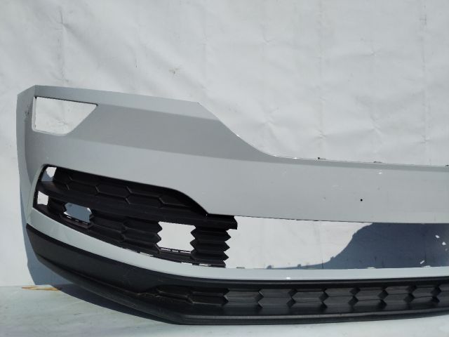 bontott SKODA KAROQ Első Lökhárító (Üresen)