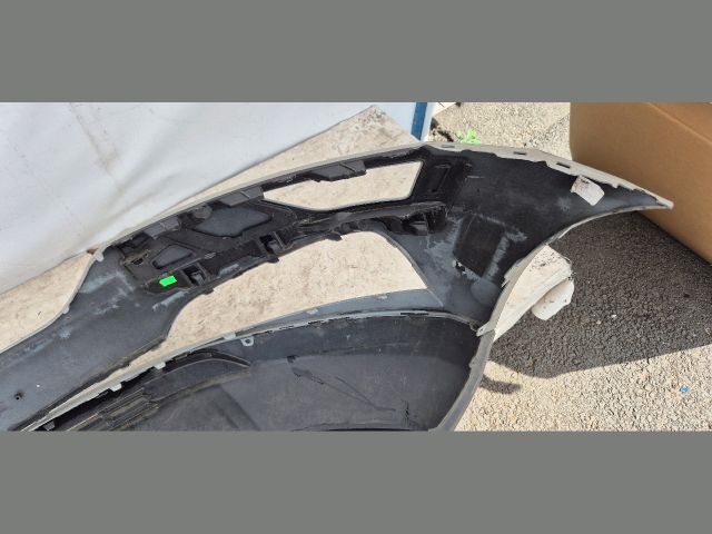 bontott SKODA KAROQ Első Lökhárító (Üresen)