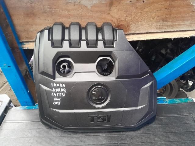 bontott SKODA KAROQ Felső Hűtőburkolat