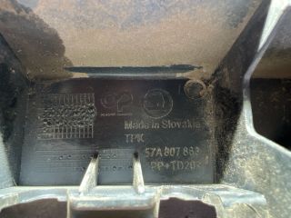 bontott SKODA KAROQ Hátsó középső Lökhárító Tartó (Műanyag)