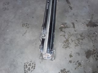 bontott SKODA KAROQ Hátsó Lökhárító Merevítő (Fém)