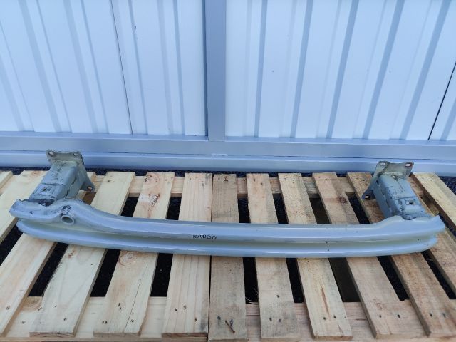 bontott SKODA KAROQ Hátsó Lökhárító Merevítő (Fém)