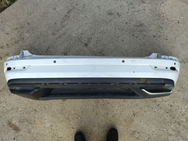 bontott SKODA KAROQ Hátsó Lökhárító (Üresen)