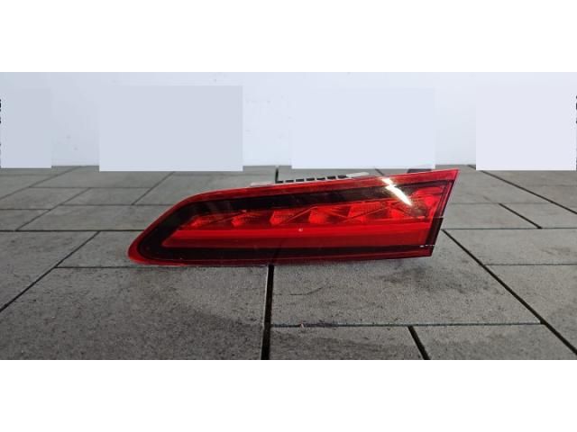 bontott SKODA KAROQ Jobb Belső Hátsó Lámpa