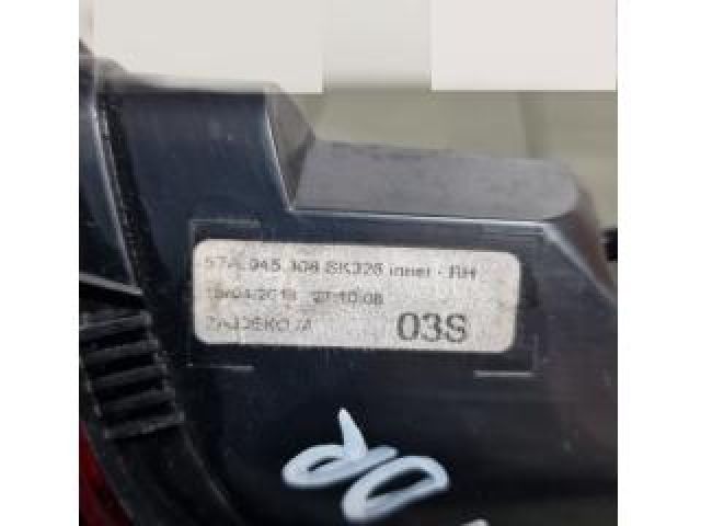 bontott SKODA KAROQ Jobb Belső Hátsó Lámpa