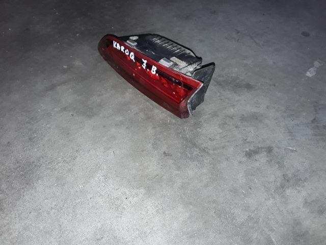 bontott SKODA KAROQ Jobb Belső Hátsó Lámpa