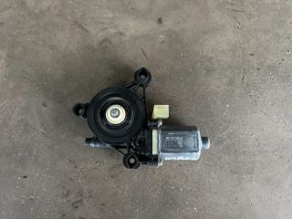 bontott SKODA KAROQ Jobb első Ablakemelő Motor