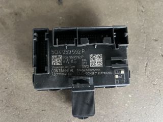 bontott SKODA KAROQ Jobb első Ajtó Vezérlőegység