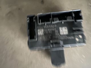 bontott SKODA KAROQ Jobb első Ajtó Vezérlőegység