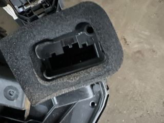 bontott SKODA KAROQ Jobb első Ajtózár