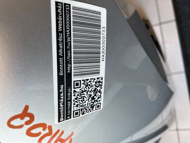 bontott SKODA KAROQ Jobb első Sárvédő