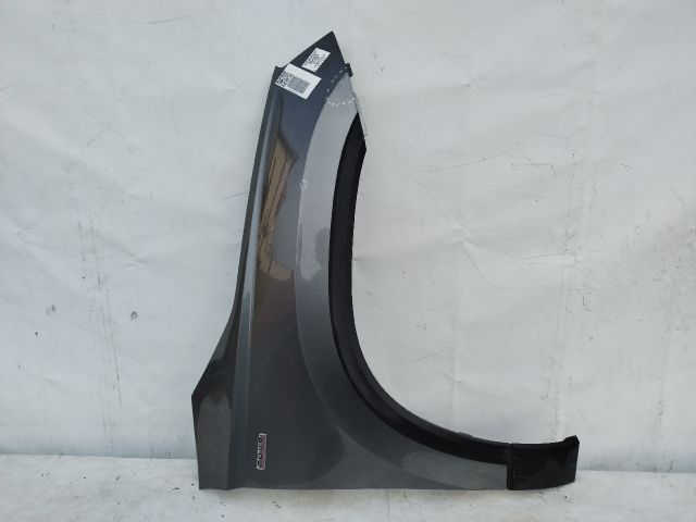 bontott SKODA KAROQ Jobb első Sárvédő