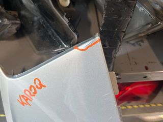 bontott SKODA KAROQ Jobb első Sárvédő