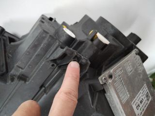 bontott SKODA KAROQ Jobb Fényszóró