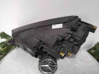 bontott SKODA KAROQ Jobb Fényszóró