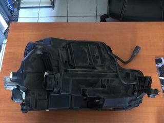 bontott SKODA KAROQ Jobb Fényszóró