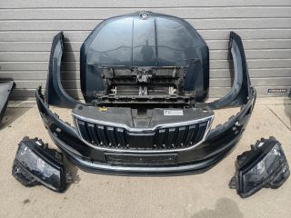 bontott SKODA KAROQ Jobb Fényszóró