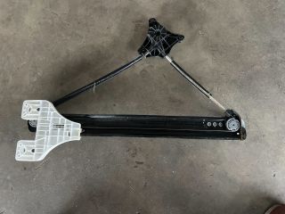 bontott SKODA KAROQ Jobb hátsó Ablakemelő Szerkezet (Elektromos)