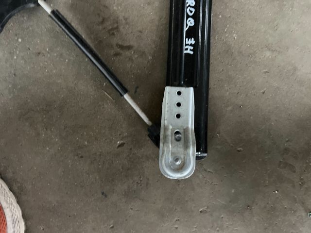 bontott SKODA KAROQ Jobb hátsó Ablakemelő Szerkezet (Elektromos)