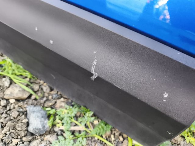 bontott SKODA KAROQ Jobb hátsó Ajtó (Üres lemez)