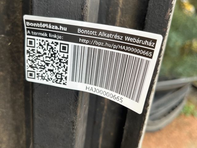 bontott SKODA KAROQ Jobb hátsó Ajtó (Üres lemez)