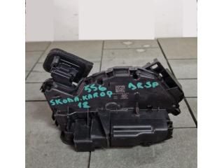 bontott SKODA KAROQ Jobb hátsó Ajtózár