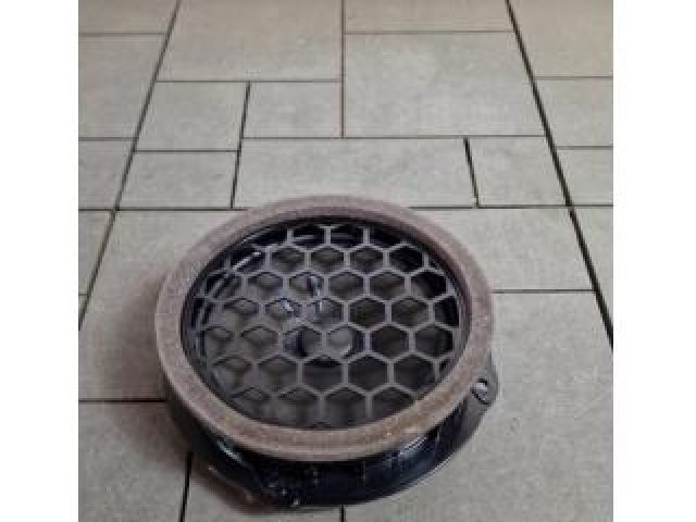 bontott SKODA KAROQ Jobb hátsó Hangszóró