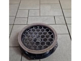 bontott SKODA KAROQ Jobb hátsó Hangszóró