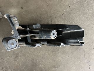 bontott SKODA KAROQ Jobb hátsó Lökhárító Tartó (Műanyag)