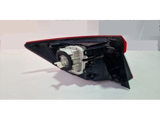 bontott SKODA KAROQ Jobb Külső Hátsó Lámpa