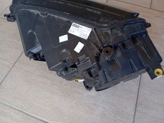 bontott SKODA KAROQ Jobb Ledes Fényszóró