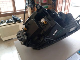 bontott SKODA KAROQ Jobb Ledes Fényszóró