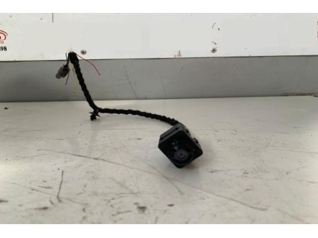 bontott SKODA KAROQ Tolatókamera