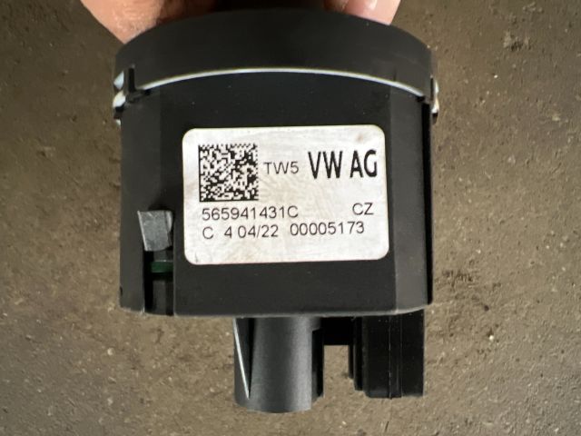 bontott SKODA KAROQ Világítás Kapcsoló